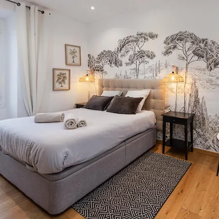 L'eclat, Mediterraneen - Hypercentre, Rue Pietonne מנטון