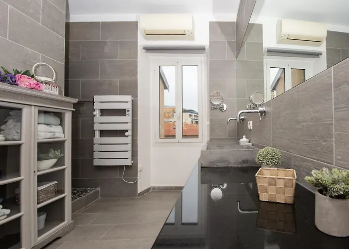 L'eclat, Mediterraneen - Hypercentre, Rue Pietonne