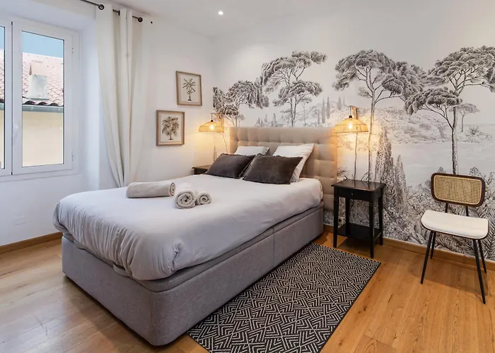 L'eclat, Mediterraneen - Hypercentre, Rue Pietonne مينتون